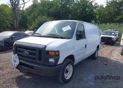 2010 Ford E-150 Commercial/Recreational z USA, uszkodzony, nr VIN 1FTNE1EW4ADA91360